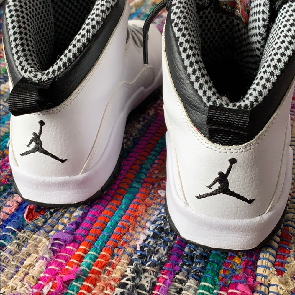 Retro Jordan’s - Picture 4 of 7